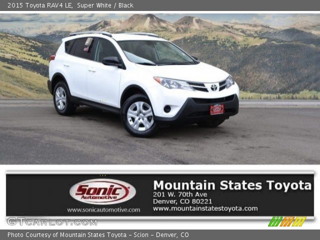 2015 Toyota RAV4 LE in Super White