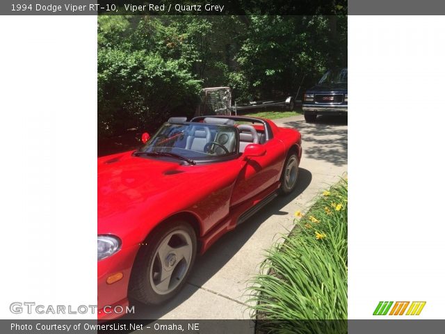 1994 Dodge Viper RT-10 in Viper Red