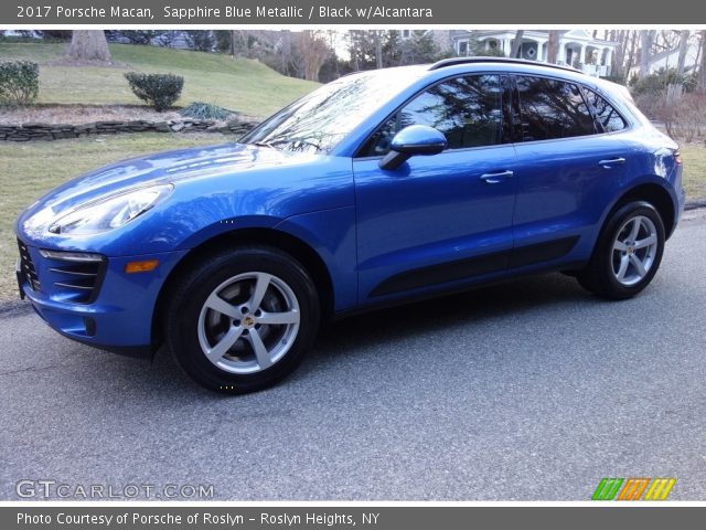 2017 Porsche Macan  in Sapphire Blue Metallic