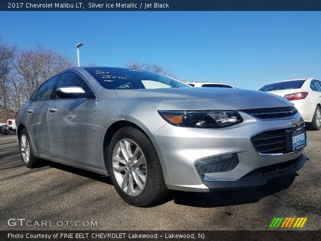 2017 Chevrolet Malibu LT in Silver Ice Metallic