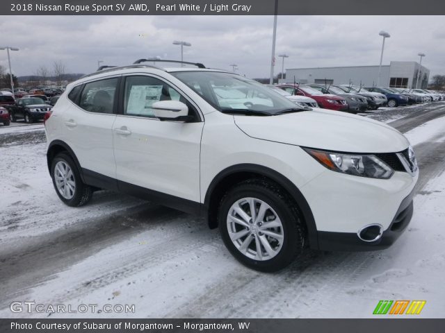 2018 Nissan Rogue Sport SV AWD in Pearl White