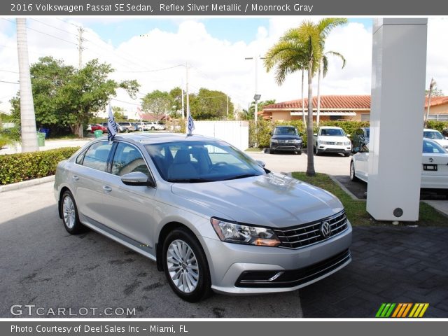 2016 Volkswagen Passat SE Sedan in Reflex Silver Metallic