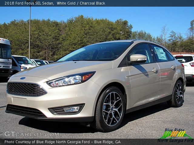 2018 Ford Focus SEL Sedan in White Gold