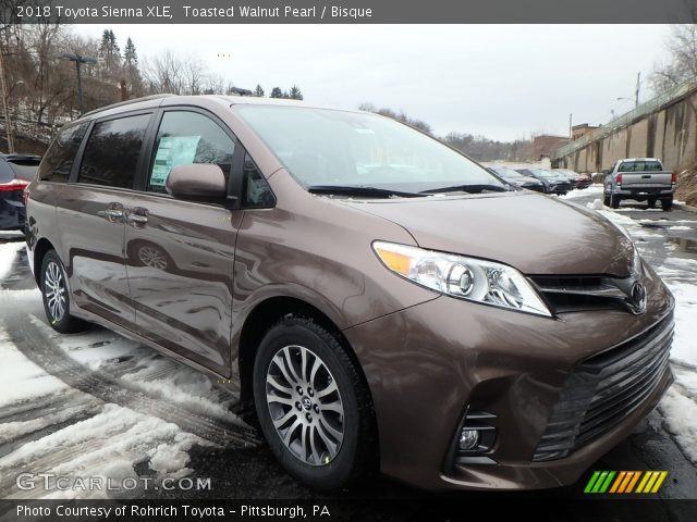2018 Toyota Sienna XLE in Toasted Walnut Pearl