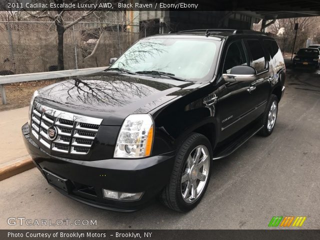 2011 Cadillac Escalade Luxury AWD in Black Raven