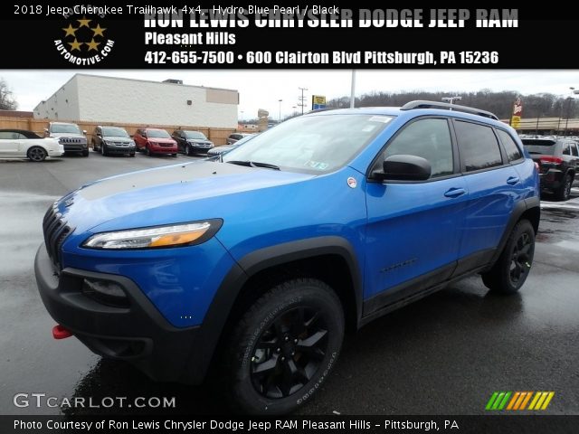 2018 Jeep Cherokee Trailhawk 4x4 in Hydro Blue Pearl
