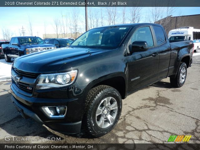 2018 Chevrolet Colorado Z71 Extended Cab 4x4 in Black