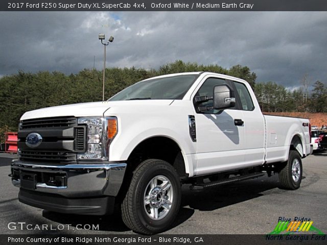 2017 Ford F250 Super Duty XL SuperCab 4x4 in Oxford White