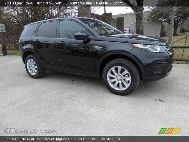 2018 Land Rover Discovery Sport SE in Santorini Black Metallic