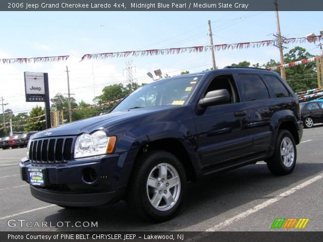 2006 Jeep Grand Cherokee Laredo 4x4 in Midnight Blue Pearl