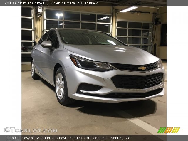 2018 Chevrolet Cruze LT in Silver Ice Metallic