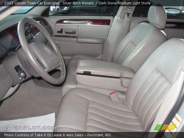 2003 Lincoln Town Car Executive in Silver Birch Metallic