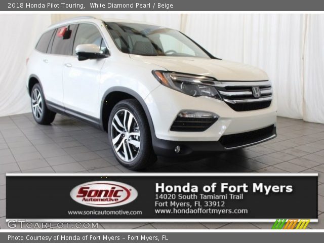 2018 Honda Pilot Touring in White Diamond Pearl