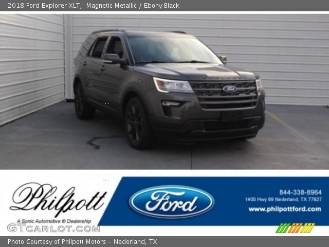 2018 Ford Explorer XLT in Magnetic Metallic