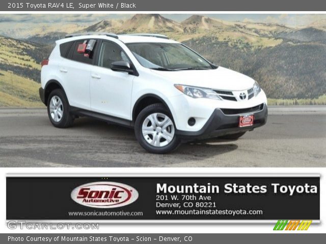2015 Toyota RAV4 LE in Super White