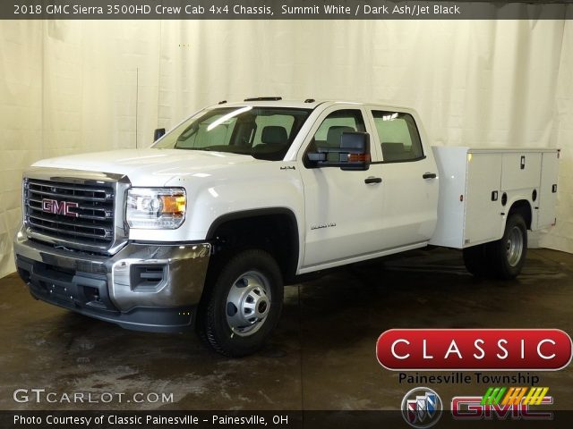 2018 GMC Sierra 3500HD Crew Cab 4x4 Chassis in Summit White