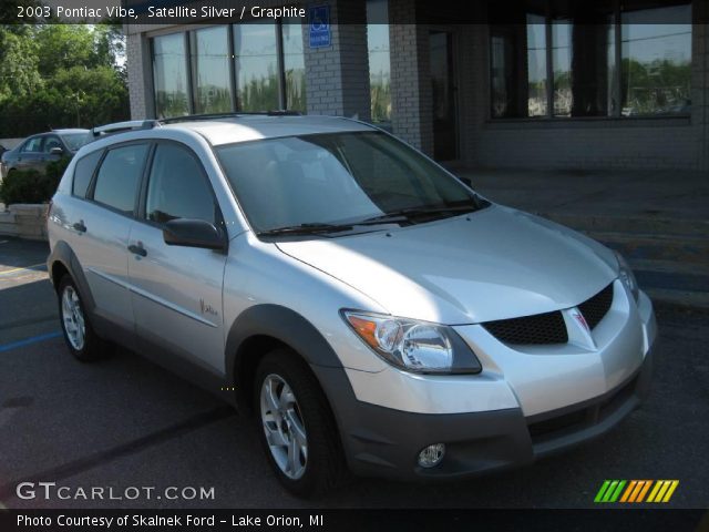 2003 Pontiac Vibe  in Satellite Silver