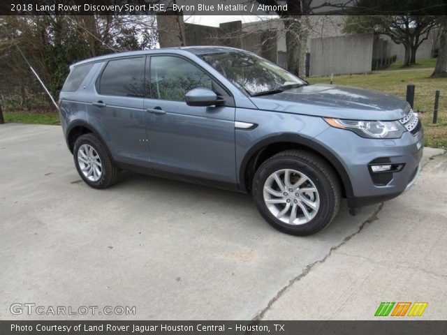 2018 Land Rover Discovery Sport HSE in Byron Blue Metallic