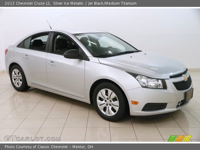 2013 Chevrolet Cruze LS in Silver Ice Metallic