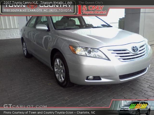 2007 Toyota Camry XLE in Titanium Metallic