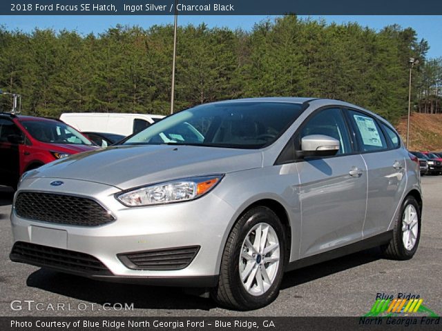 2018 Ford Focus SE Hatch in Ingot Silver