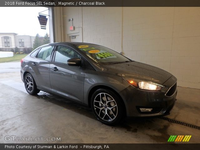 2018 Ford Focus SEL Sedan in Magnetic