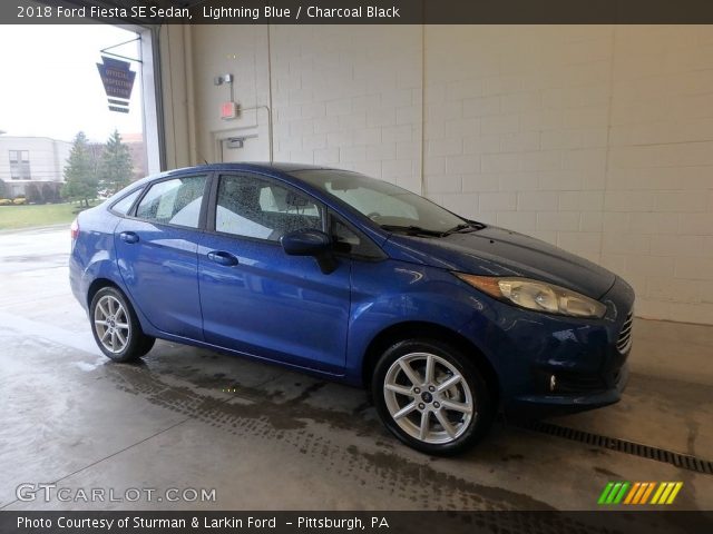2018 Ford Fiesta SE Sedan in Lightning Blue