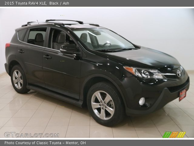 2015 Toyota RAV4 XLE in Black