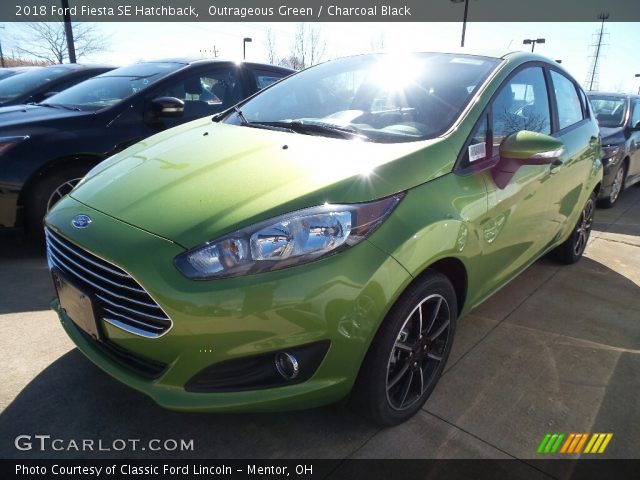 2018 Ford Fiesta SE Hatchback in Outrageous Green