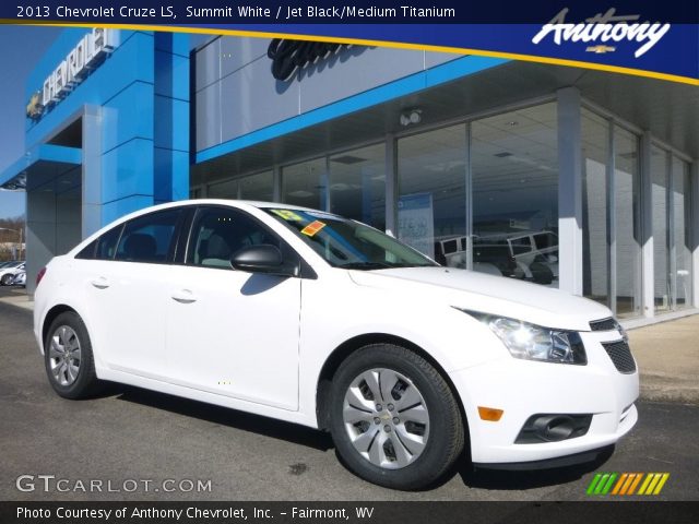 2013 Chevrolet Cruze LS in Summit White