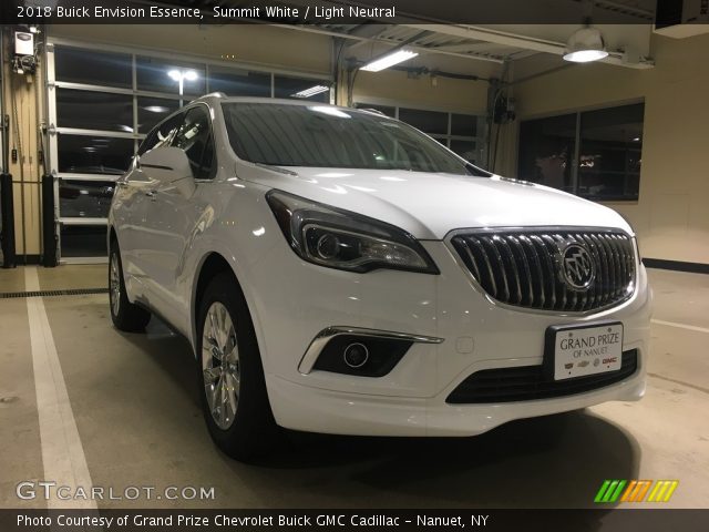 2018 Buick Envision Essence in Summit White