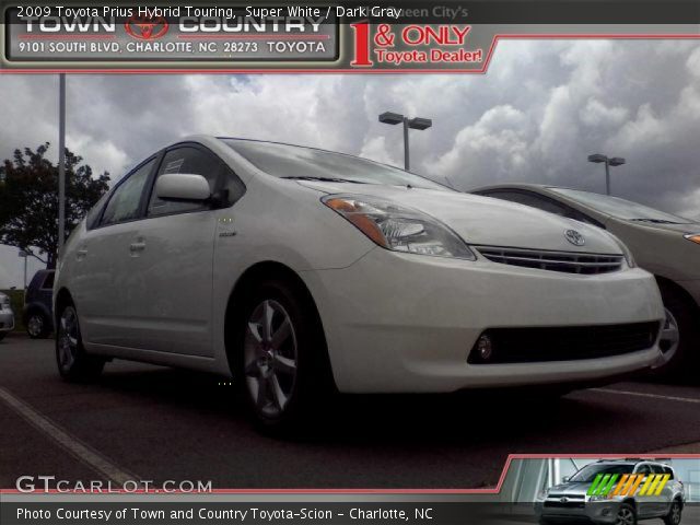 2009 Toyota Prius Hybrid Touring in Super White