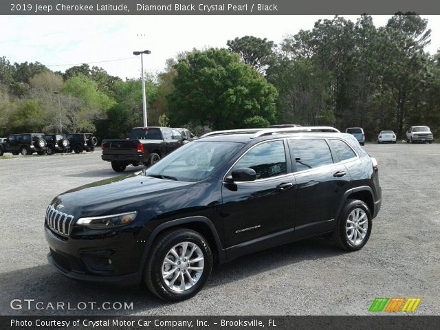 2019 Jeep Cherokee Latitude in Diamond Black Crystal Pearl