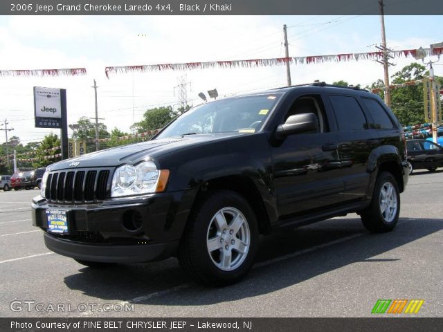 2006 Jeep Grand Cherokee Laredo 4x4 in Black