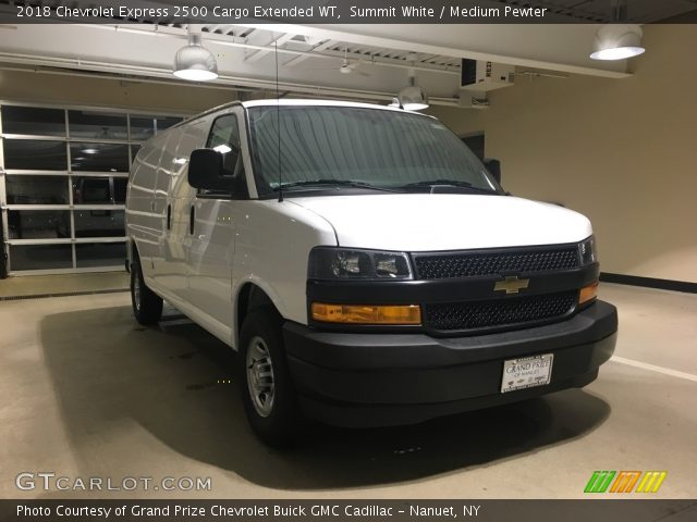 2018 Chevrolet Express 2500 Cargo Extended WT in Summit White