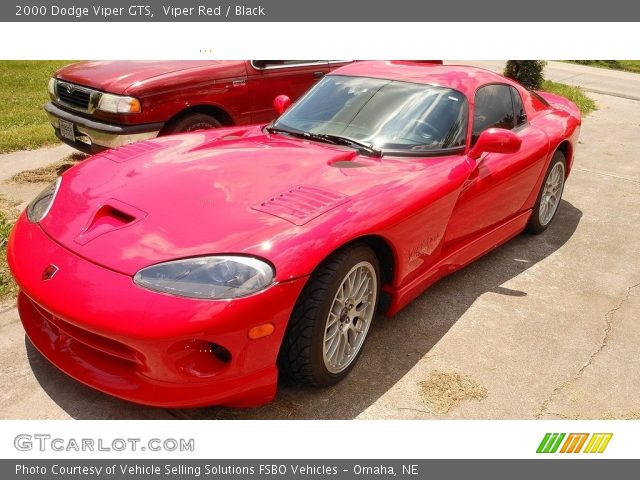 2000 Dodge Viper GTS in Viper Red