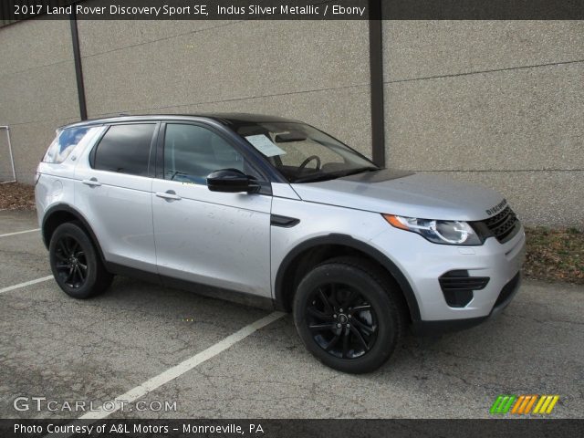 2017 Land Rover Discovery Sport SE in Indus Silver Metallic