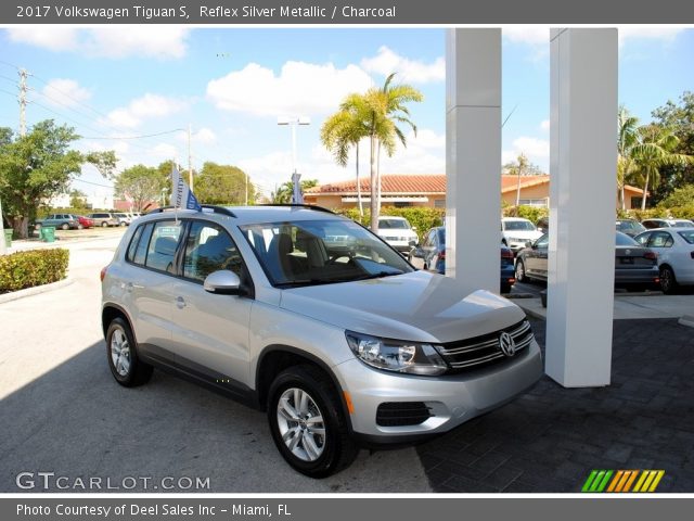 2017 Volkswagen Tiguan S in Reflex Silver Metallic
