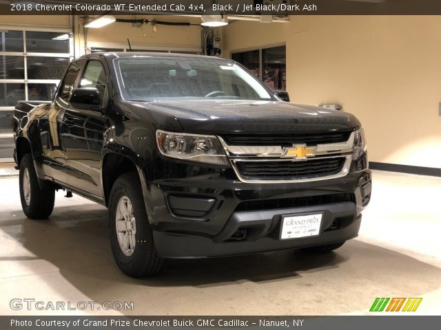 2018 Chevrolet Colorado WT Extended Cab 4x4 in Black