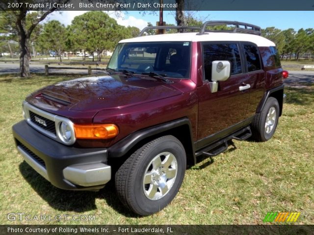 2007 Toyota FJ Cruiser  in Black Cherry Pearl