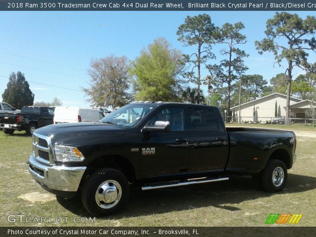 2018 Ram 3500 Tradesman Crew Cab 4x4 Dual Rear Wheel in Brilliant Black Crystal Pearl