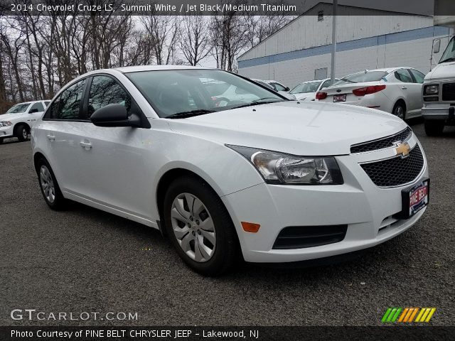 2014 Chevrolet Cruze LS in Summit White