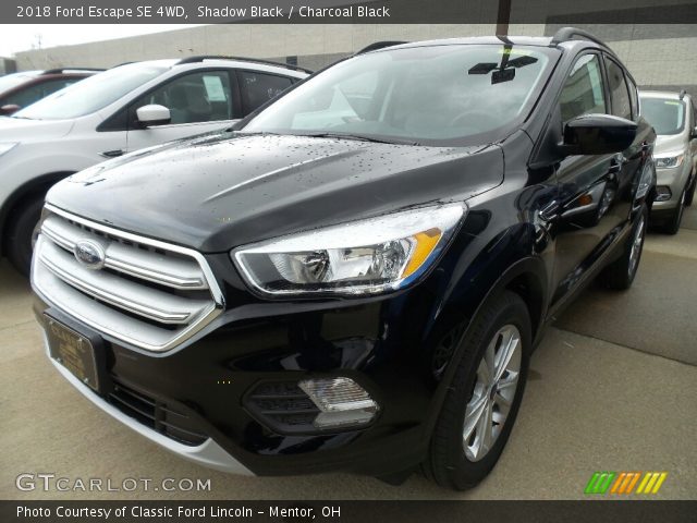 2018 Ford Escape SE 4WD in Shadow Black