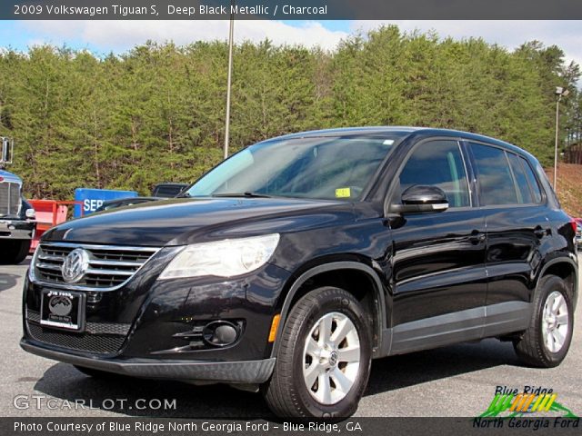 2009 Volkswagen Tiguan S in Deep Black Metallic