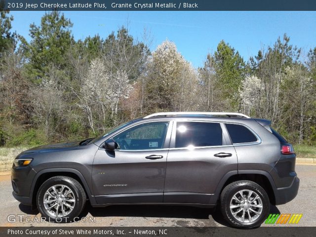 2019 Jeep Cherokee Latitude Plus in Granite Crystal Metallic