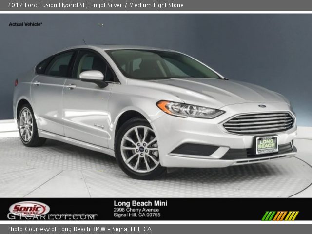 2017 Ford Fusion Hybrid SE in Ingot Silver
