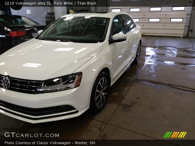 2018 Volkswagen Jetta SE in Pure White