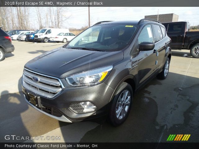 2018 Ford Escape SE 4WD in Magnetic