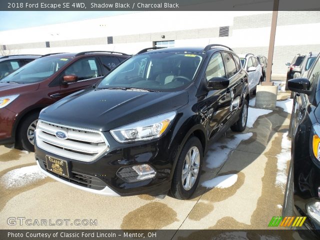 2018 Ford Escape SE 4WD in Shadow Black