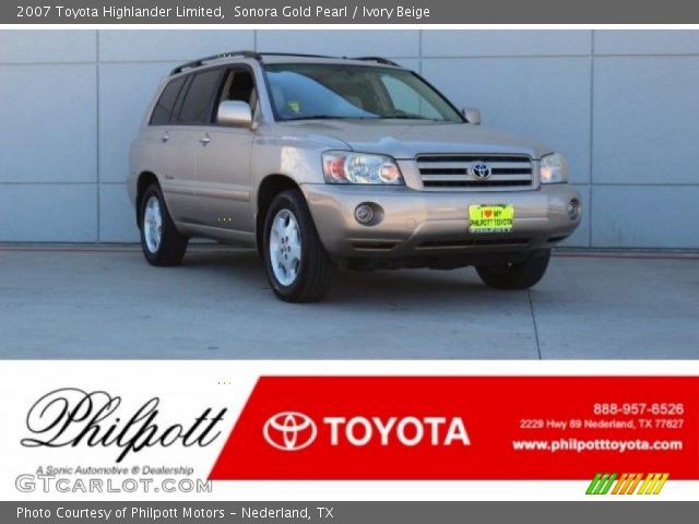 2007 Toyota Highlander Limited in Sonora Gold Pearl